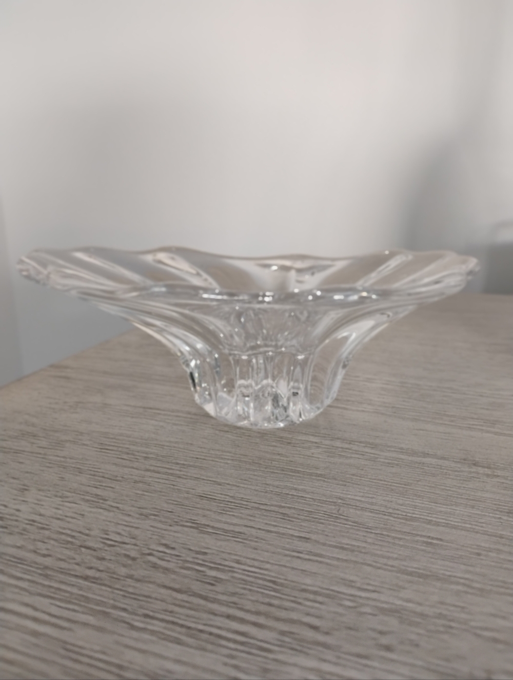 Wavy Clear Glass Decorative Accent Dish size: small